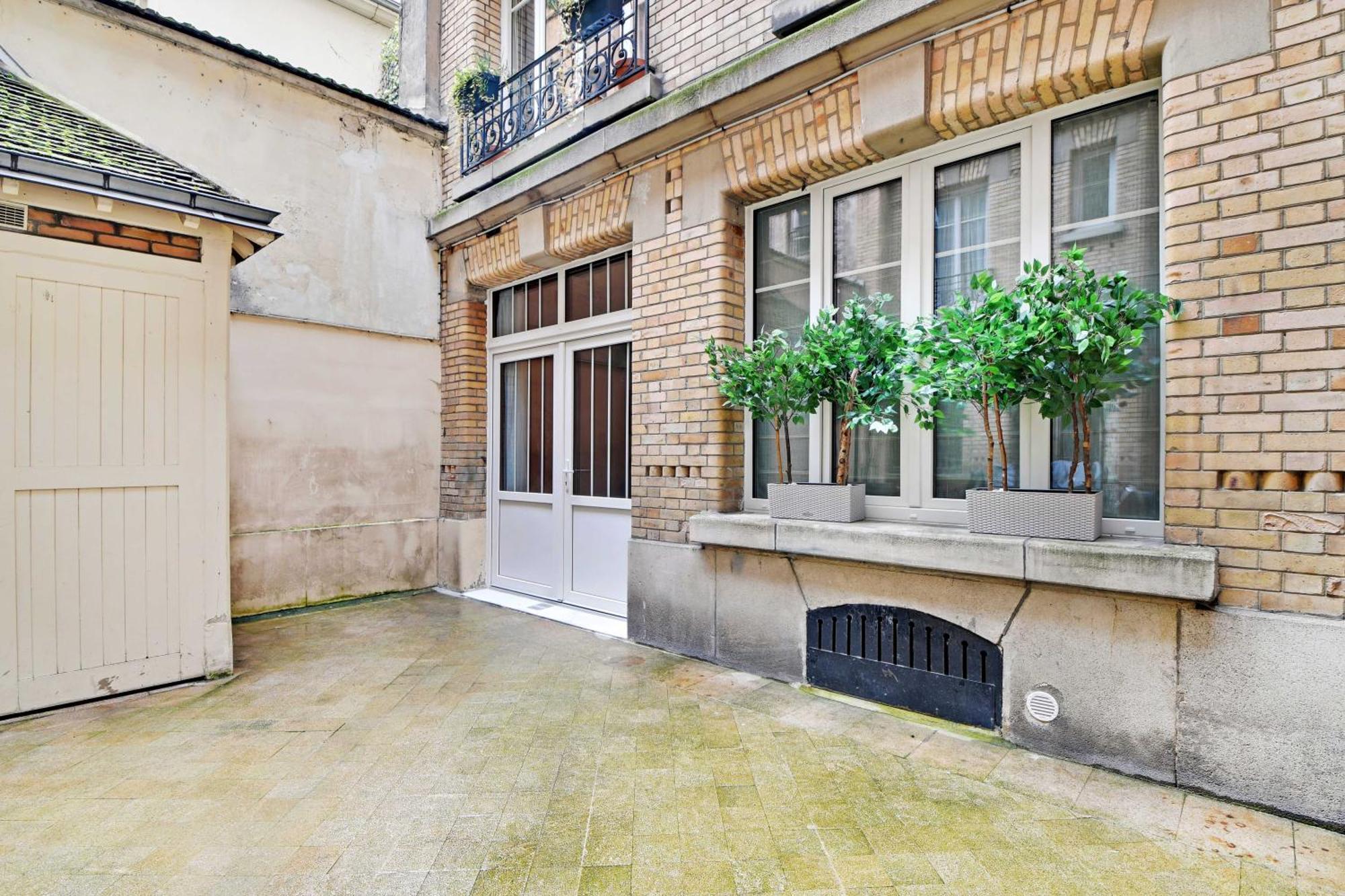 Elegant - 3br-7p - Moulin Rouge Parijs